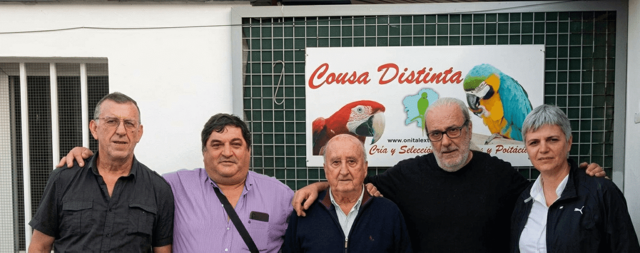 Manuel Villar, Juan Manuel Chacon, Antonio Chacon, F. Javier R. Penedo y Rosana en visita a COUSA DISTINTA el 06/10/2022
